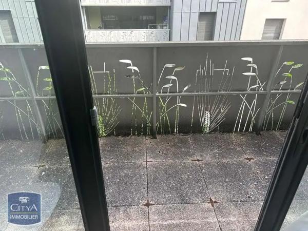 Appartement à louer 2 pièces 38.9m² Tours (37100)