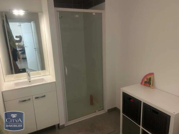 Appartement à louer 2 pièces 38.9m² Tours (37100)