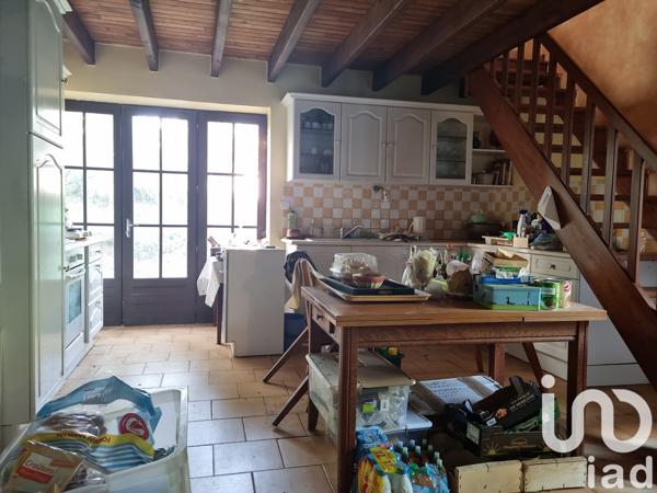 House for sale 4 rooms 98 m² Valence-en-Poitou
