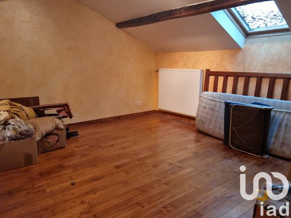 House for sale 4 rooms 98 m² Valence-en-Poitou