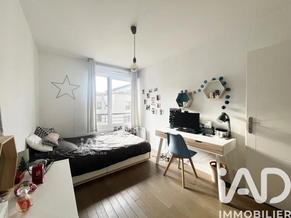 Appartement à vendre 3 pièces 68 m² Suresnes