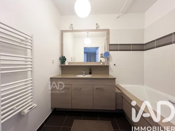 Appartement à vendre 3 pièces 68 m² Suresnes