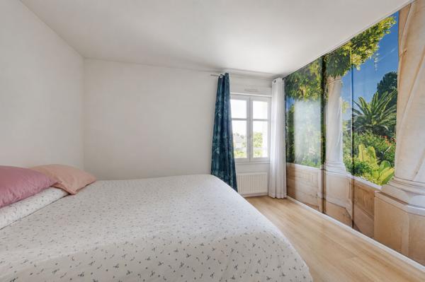 Maison Bussy Saint Georges 5 pièce(s) 110.80 m2