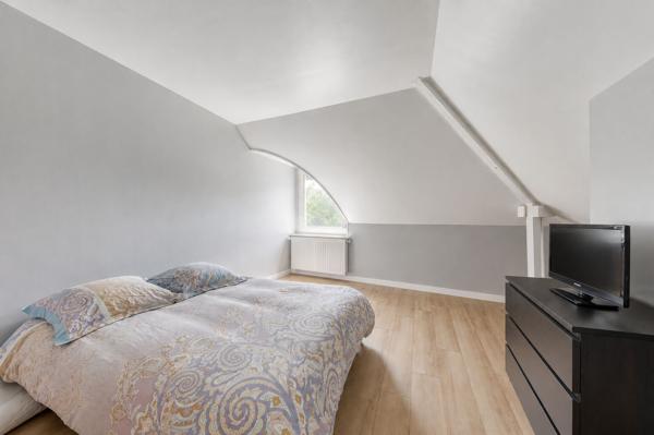 Maison Bussy Saint Georges 5 pièce(s) 110.80 m2