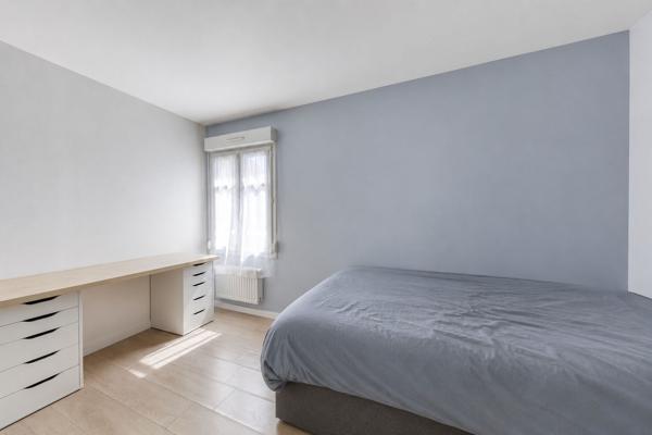 Maison Bussy Saint Georges 5 pièce(s) 110.80 m2