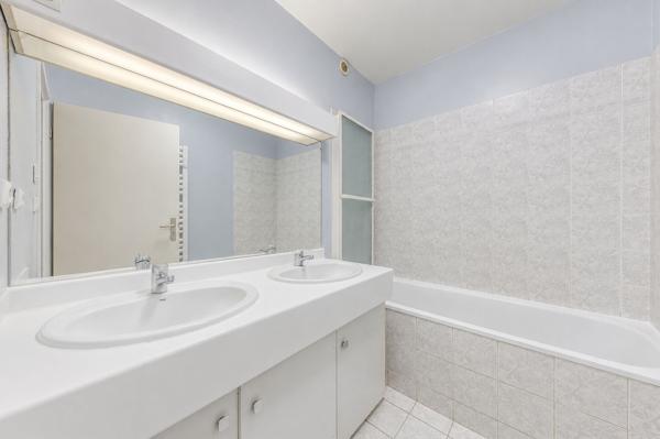 Maison Bussy Saint Georges 5 pièce(s) 110.80 m2