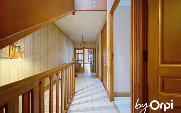 Maison à vendre    5 pièces •  Montaigut