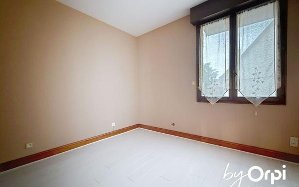 Maison à vendre    5 pièces •  Montaigut