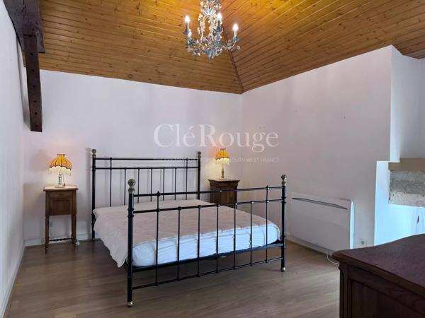10 minutes de Marmande — Demeure du XVIIe siècle restaurée avec second logis, piscine et pigeonnier