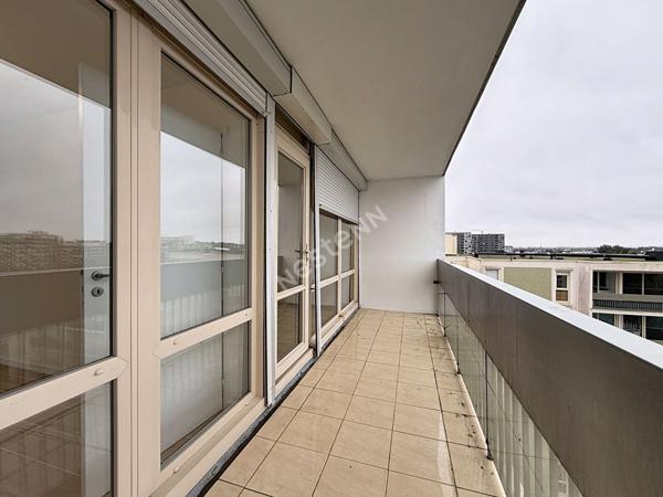 A vendre - Appartement T4 - 73m2 - 3 chambres - Place Jules Verne à Angers