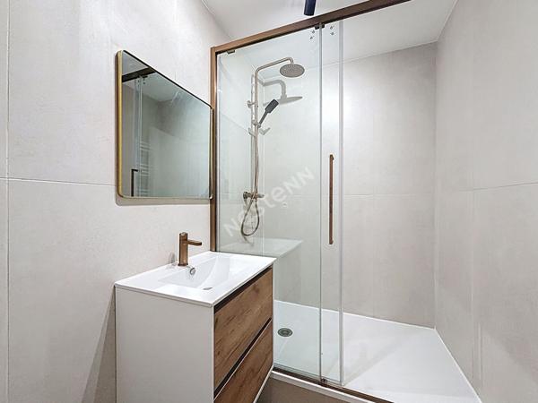 A vendre - Appartement T4 - 73m2 - 3 chambres - Place Jules Verne à Angers