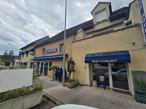 Immeuble hôtel-restaurant de 473 m² à Auxonne, 13 chambres