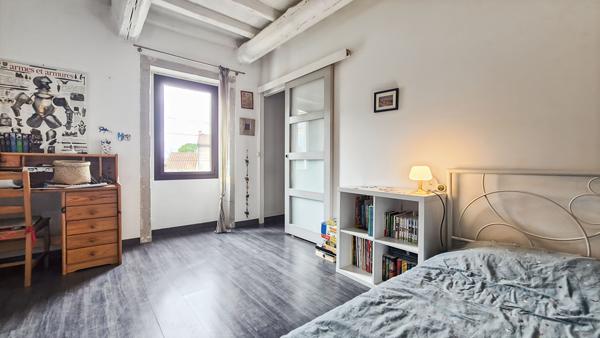 BARBENTANE - Maison de village rénovée 140 m2