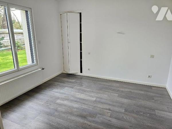 Saint-Coulomb, secteur de Tannée, au calme, proche plage Anse Duguesclin, maison de 2011, lumin...