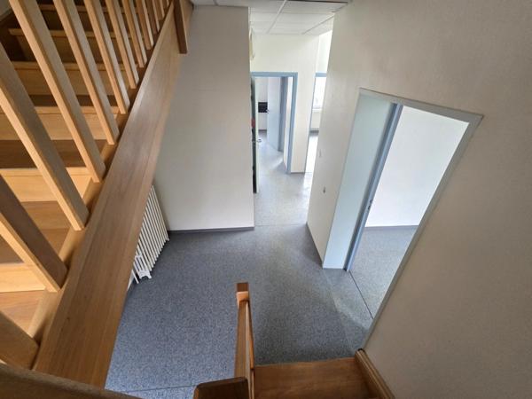 FOURMIES (59) - Vente immeuble de 390 m² avec cour.