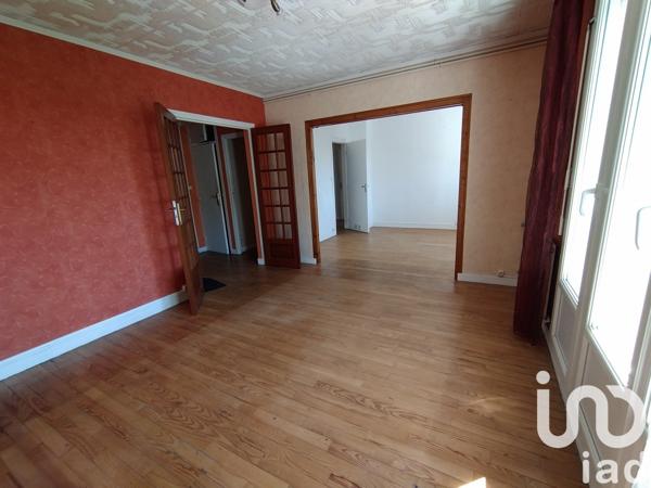 Appartement 3 pièces de 63 m² à Guingamp (22200)