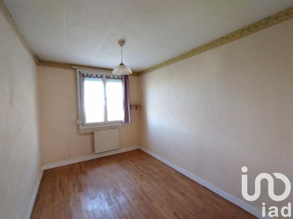 Appartement 3 pièces de 63 m² à Guingamp (22200)