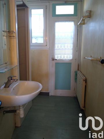 Appartement 3 pièces de 63 m² à Guingamp (22200)