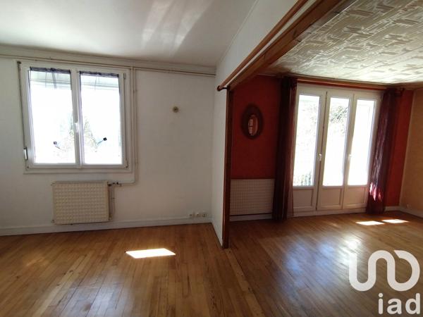 Appartement 3 pièces de 63 m² à Guingamp (22200)
