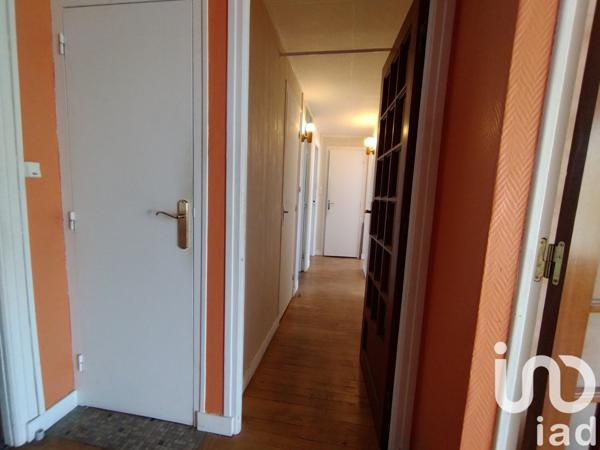 Appartement 3 pièces de 63 m² à Guingamp (22200)