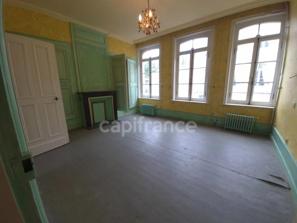 Maison de ville spacieuse - CENTRE VILLE