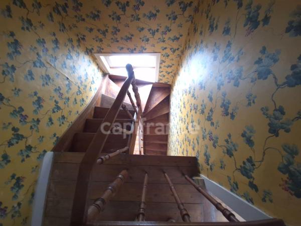 Maison de ville spacieuse - CENTRE VILLE