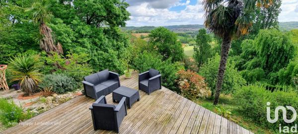 House for sale 8 rooms 215 m² Saint-Pierre-de-Clairac