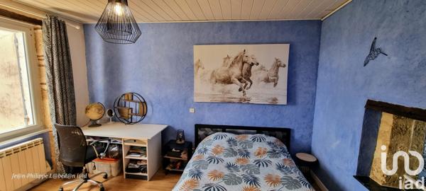 House for sale 8 rooms 215 m² Saint-Pierre-de-Clairac