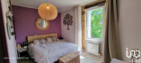 House for sale 8 rooms 215 m² Saint-Pierre-de-Clairac