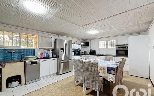 Maison à vendre    3 pièces • 96 m2 Saint-Génis-des-Fontaines