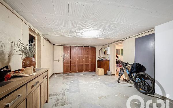 Maison à vendre    3 pièces • 96 m2 Saint-Génis-des-Fontaines