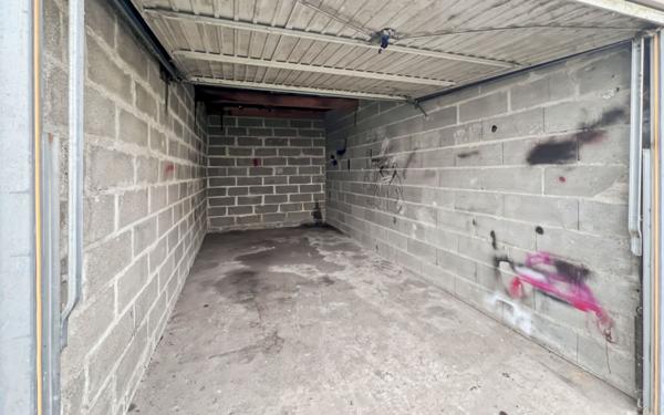 Stationnement à vendre    12,89 m2 Beaugency