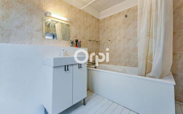 Appartement à vendre    1 pièce • 52 m2 Lille