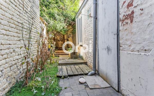 Appartement à vendre    1 pièce • 52 m2 Lille