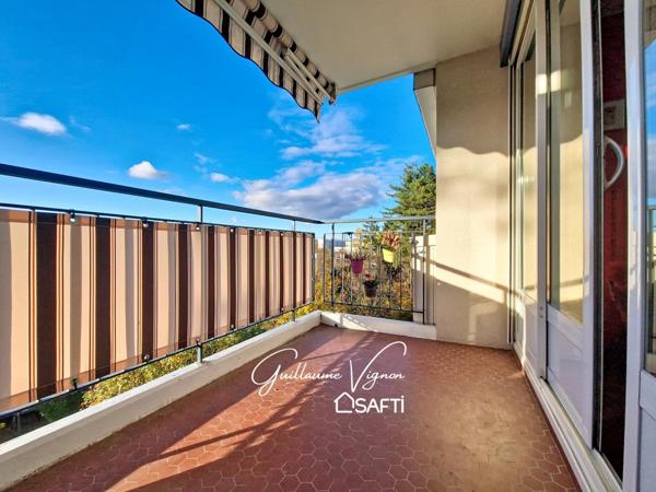 Joli T2 cosy lumineux proche commerces transports