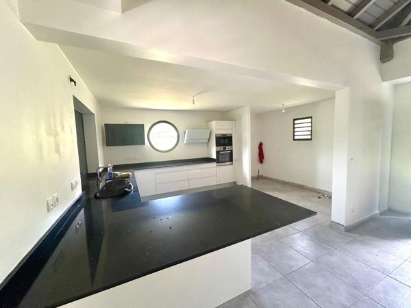 Maison 3 chambres sur 2000m2 de terrain