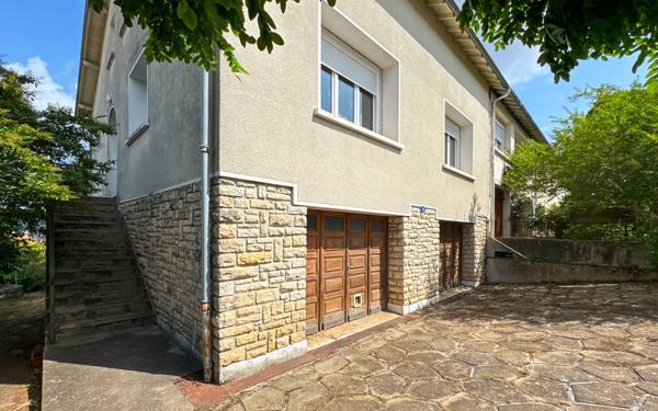 Maison à vendre    5 pièces • 119 m2 Boulazac