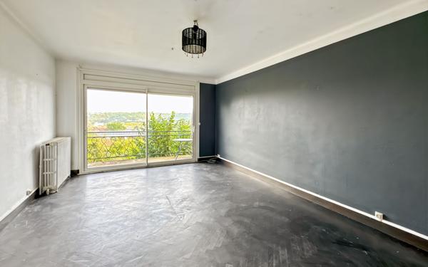 Maison à vendre    5 pièces • 119 m2 Boulazac