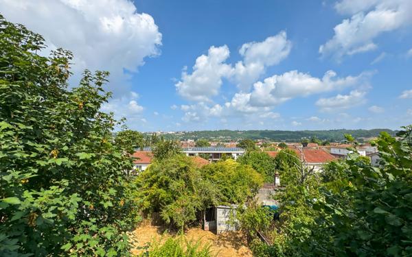 Maison à vendre    5 pièces • 119 m2 Boulazac