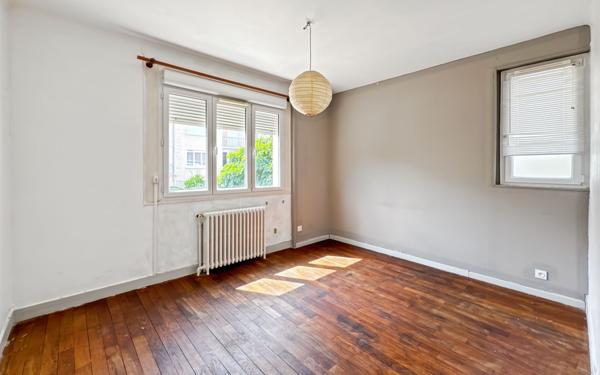 Maison à vendre    5 pièces • 119 m2 Boulazac