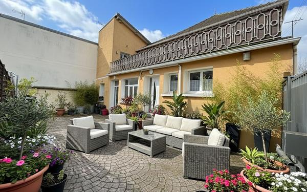 Maison à vendre    6 pièces • 170 m2 Neuilly-Plaisance