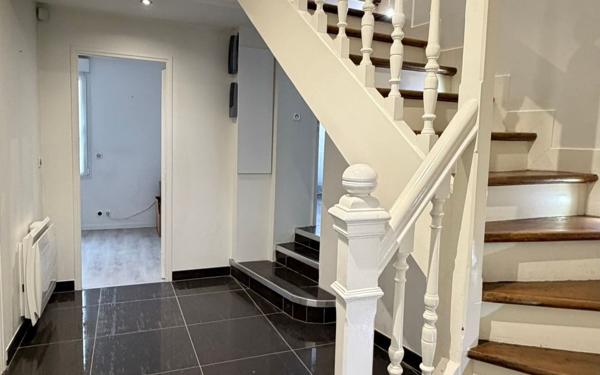 Maison à vendre    6 pièces • 170 m2 Neuilly-Plaisance