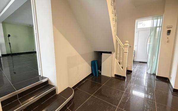 Maison à vendre    6 pièces • 170 m2 Neuilly-Plaisance