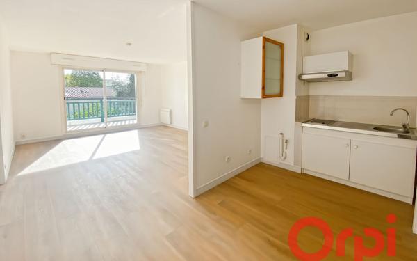 Appartement à louer    2 pièces • 49 m2 Cambo-les-Bains