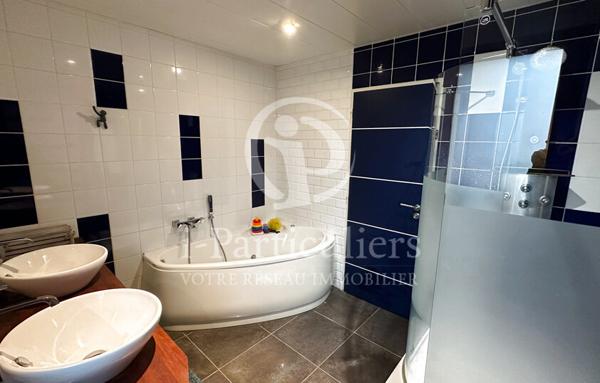 Maison contemporaine de plain-pied sur 2000m2