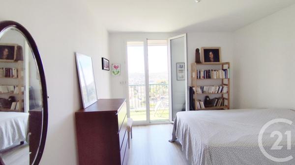 Appartement F5 à vendre  5 pièces - 90 m2 MARTIGUES - 13