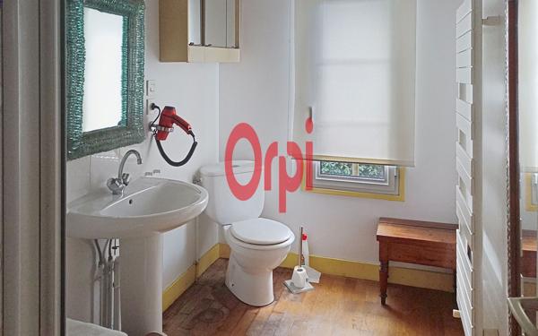 Maison à vendre    7 pièces •  Troo