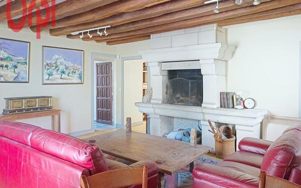 Maison à vendre    7 pièces •  Troo