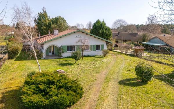 Maison à vendre    5 pièces •  Sainte-Eulalie-en-Born