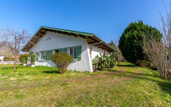 Maison à vendre    5 pièces •  Sainte-Eulalie-en-Born